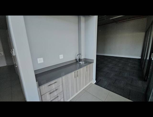 INDUSTRIAL PROPERTY TO RENT IN LONGLAKE